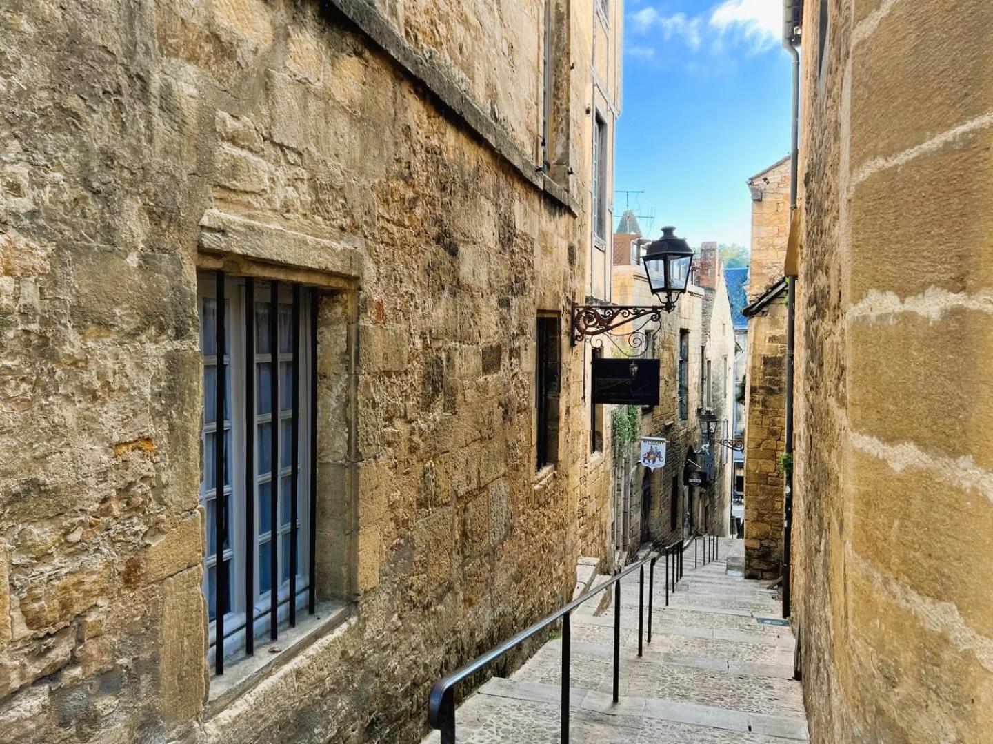 La Maison Valentin Au Coeur De La Cite Medievale Sarlat Exterior foto